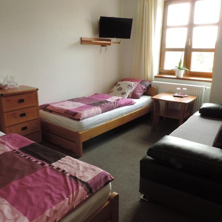 Ubytovaci Hostinec Na Skalach Budislav  外观 照片