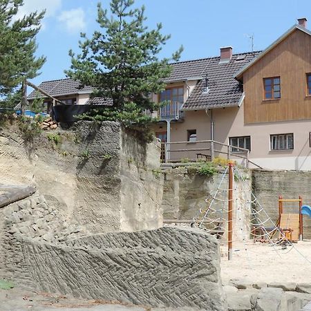 Ubytovaci Hostinec Na Skalach Budislav  外观 照片