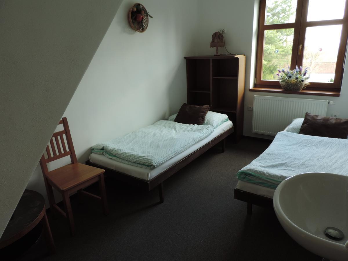 Ubytovaci Hostinec Na Skalach Budislav  外观 照片
